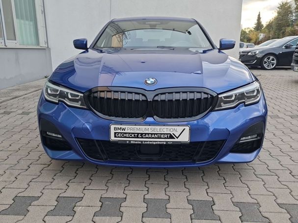 BMW 330i M Sport 190 kW image number 2