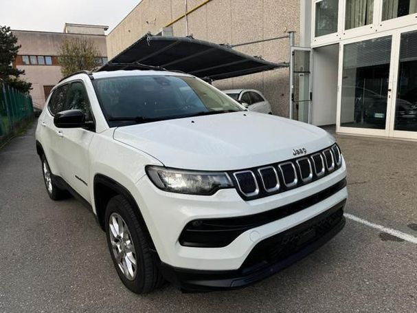 Jeep Compass 1.6 Longitude 96 kW image number 2