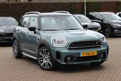 Car image 36