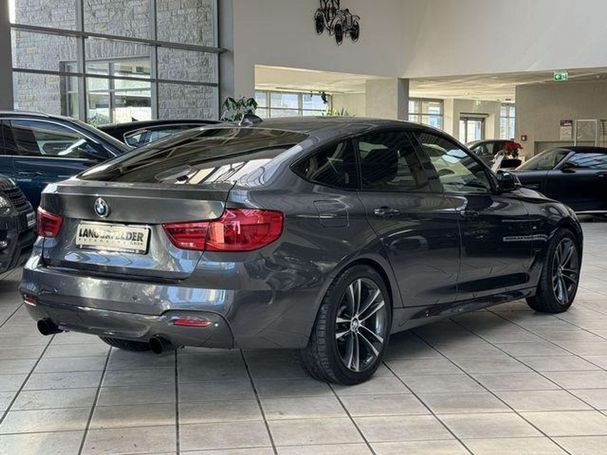 BMW 330i xDrive 185 kW image number 3