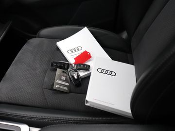 Car image 35