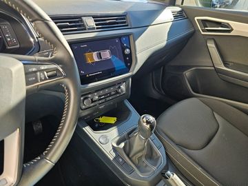 Car image 12