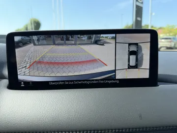Car image 29