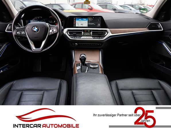 BMW 320d xDrive Luxury Line 140 kW image number 8