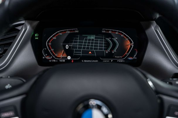 BMW 118i Advantage 100 kW image number 24