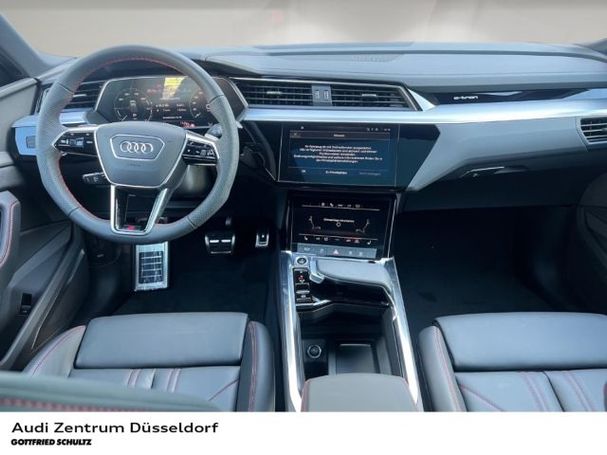 Audi Q8 55 e-tron S-line Sportback 300 kW image number 5