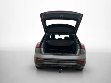 Car image 35