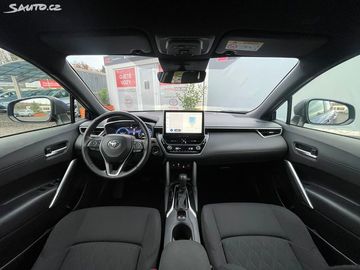 Car image 14