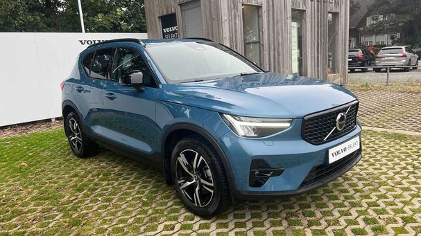 Volvo XC40 B3 Plus Dark 120 kW image number 6