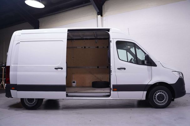 Mercedes-Benz Sprinter 211 CDi HA 84 kW image number 9