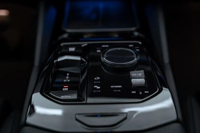 Car image 33