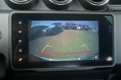 Car image 40