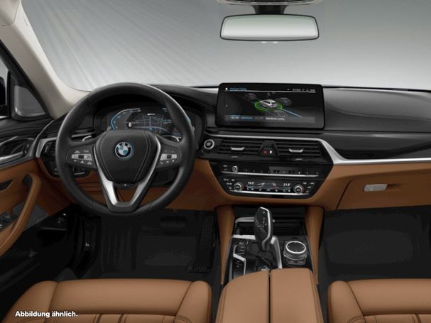 BMW 530 Touring xDrive 215 kW image number 4