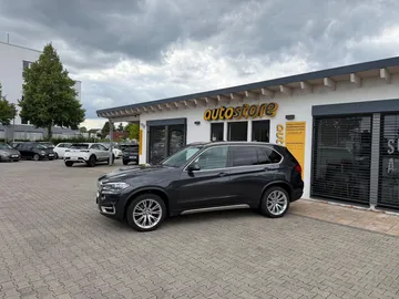 Car image 28