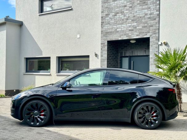 Tesla Model Y Performance AWD Dual Motor 393 kW image number 8