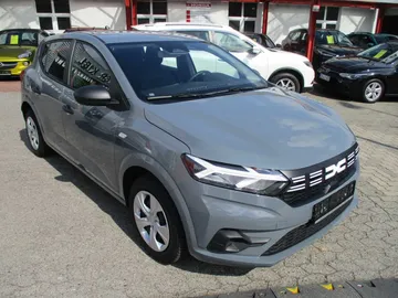 Car image 3