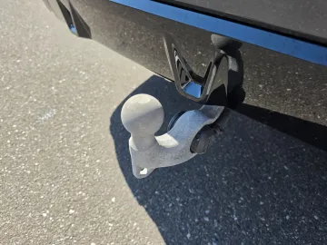 Car image 36