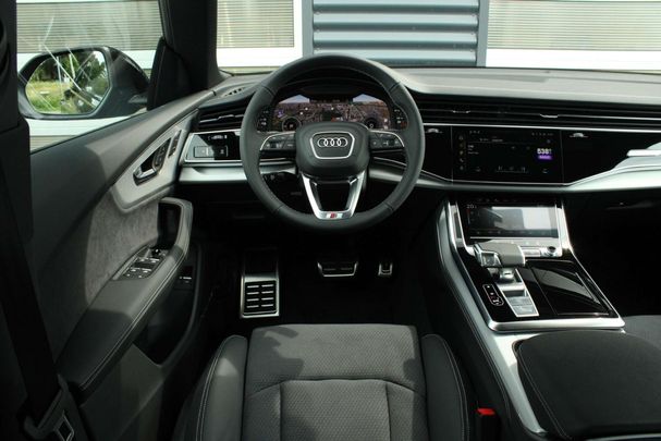 Audi Q8 55 TFSIe quattro 290 kW image number 41