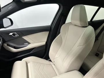 Car image 39