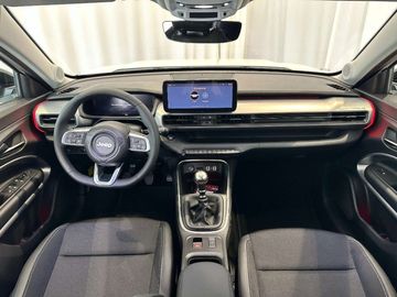 Car image 14