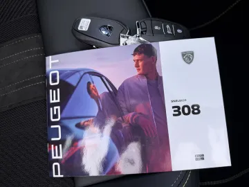 Car image 36