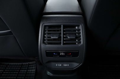 Car image 45