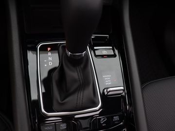 Car image 38