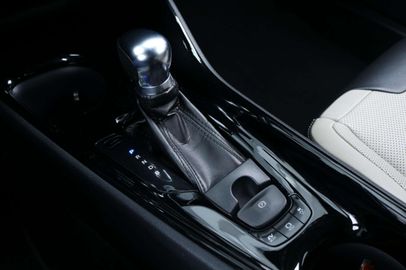 Car image 33