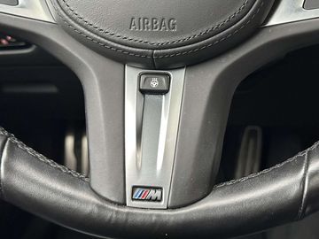 Car image 33