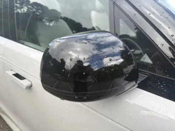 Car image 46