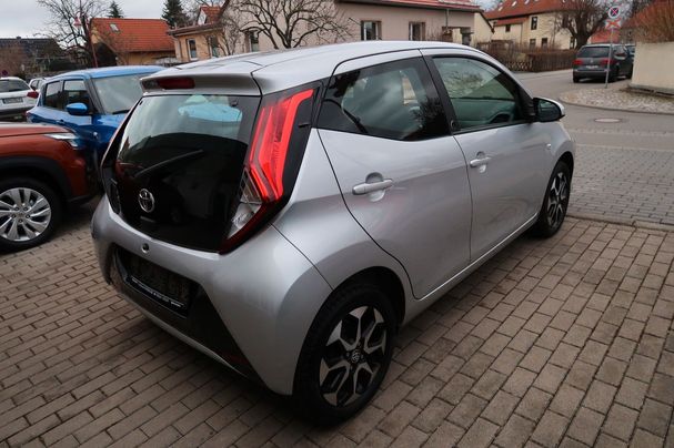 Toyota Aygo 53 kW image number 9