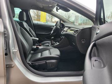 Car image 21