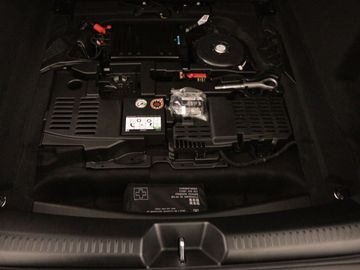 Car image 38