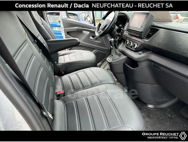 Renault Trafic Grand Blue dCi 150 110 kW image number 9