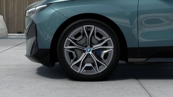 BMW iX xDrive50 Edition Sport 385 kW image number 7