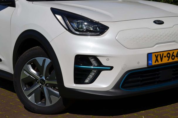 Kia Niro e 64 kWh 150 kW image number 34