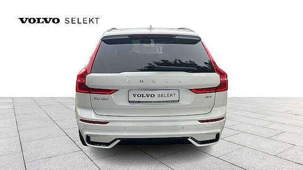 Volvo XC60 B4 Plus Dark 145 kW image number 4