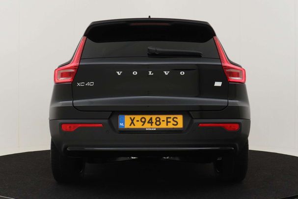 Volvo XC40 Single Motor Extended Range Plus 185 kW image number 13