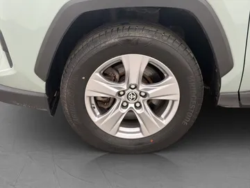 Car image 31
