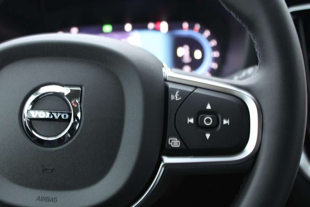 Volvo V60 B3 Essential 120 kW image number 19