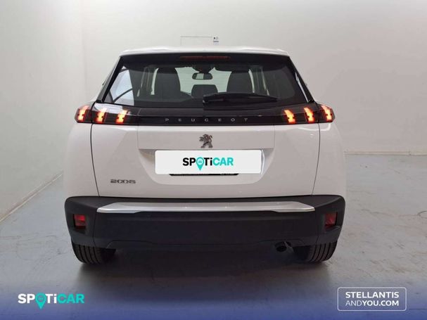 Peugeot 2008 1.2 PureTech 74 kW image number 5