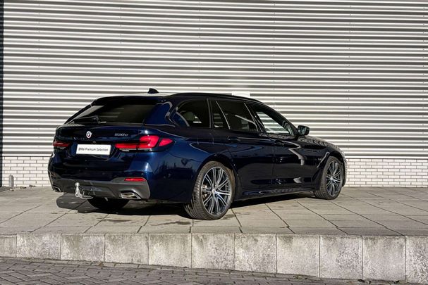 BMW 530 Touring 215 kW image number 2