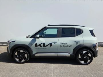 Car image 28