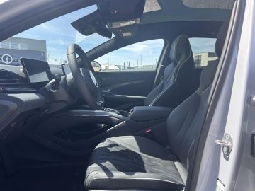 Car image 36