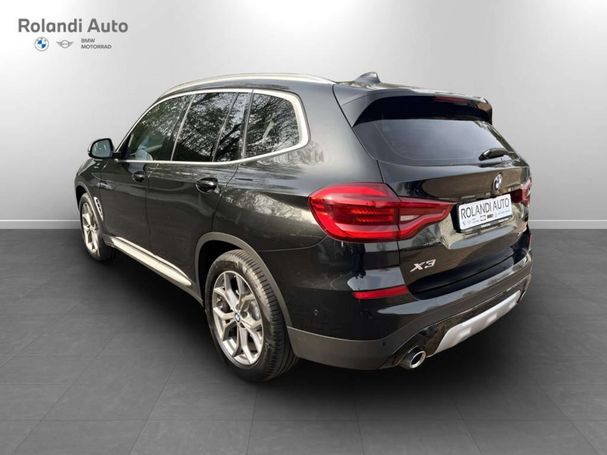 BMW X3 xDrive20d xLine 140 kW image number 7