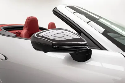 Car image 33
