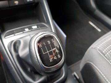 Car image 30