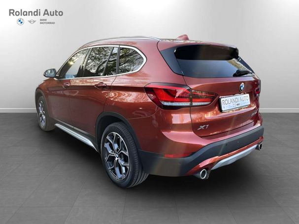 BMW X1 xDrive18d xLine 110 kW image number 8