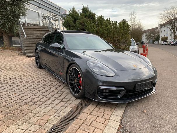 Porsche Panamera GTS Sport Turismo 353 kW image number 2