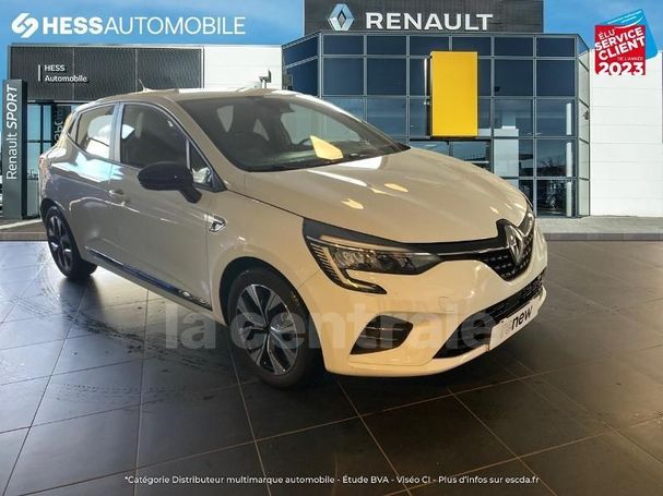 Renault Clio TCe 90 66 kW image number 2